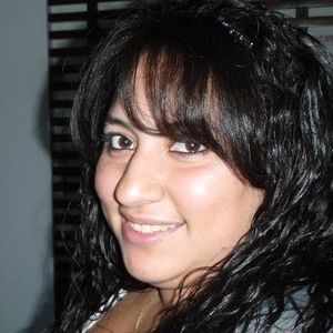 Meet your Posher, Claudia